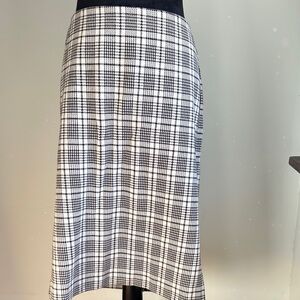 Ann Taylor Monochrome Checkered Pencil Skirt